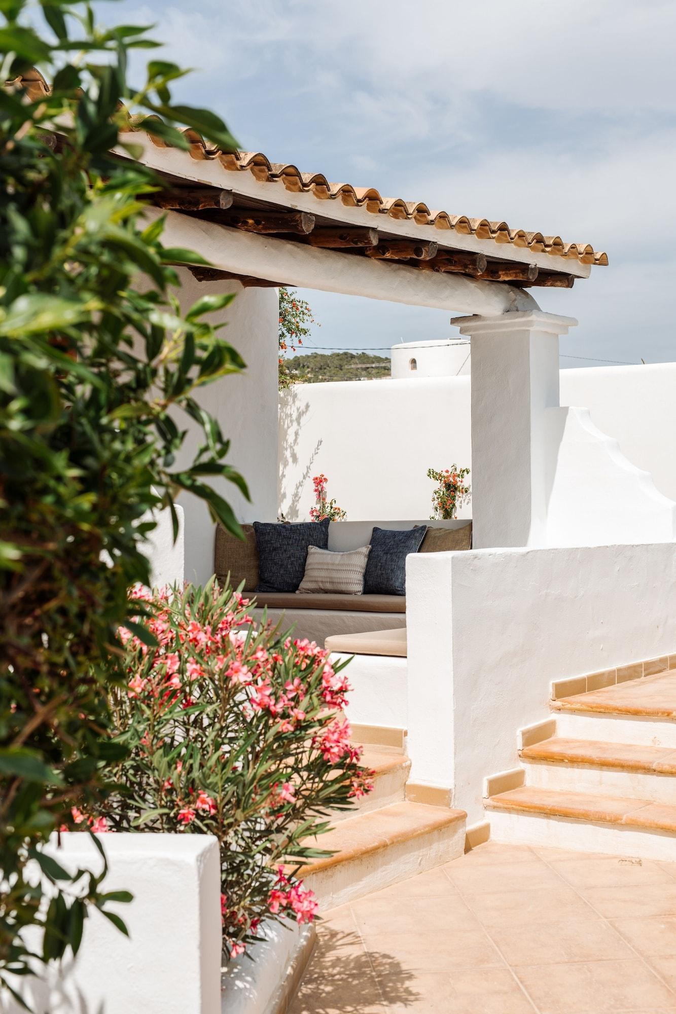 Petunia Ibiza (Adults Only) Hotel กาลาวาเดลลา ภายนอก รูปภาพ