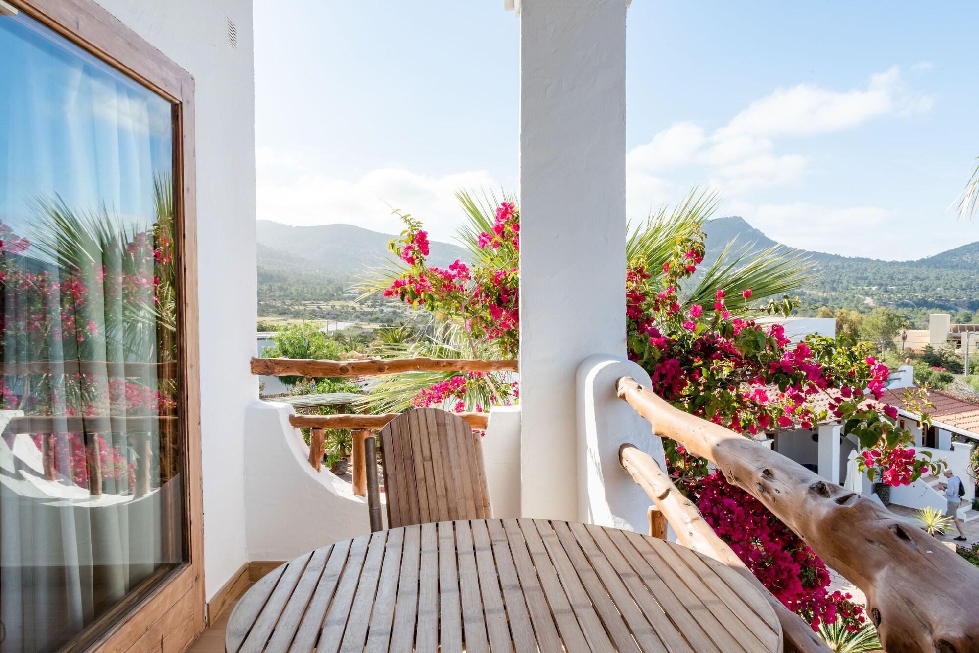 Petunia Ibiza (Adults Only) Hotel กาลาวาเดลลา ภายนอก รูปภาพ